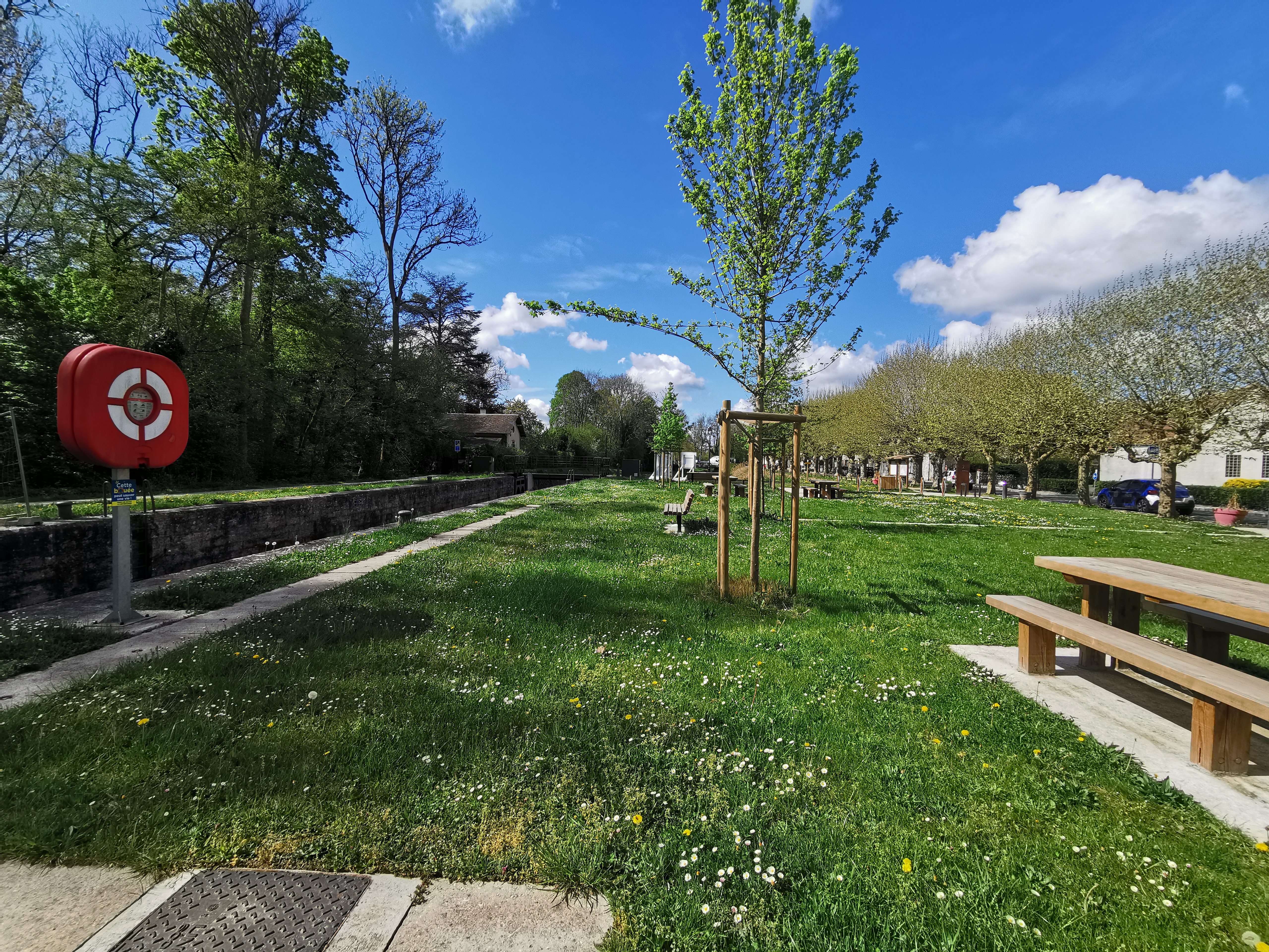 Aire de service du Canal d'Orléans à Vitry-aux-Loges, Vitry-aux-Loges - photo 4