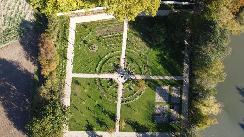 Domaine de Flotin, maison de la biodiversité, Nibelle