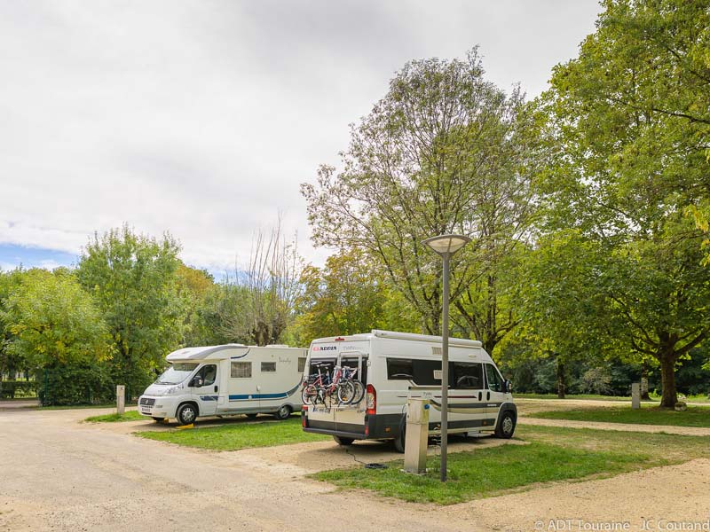 Aire de camping-cars d’Azay-le-Rideau©