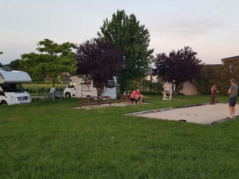 Aire d'accueil au coeur du Domaine des Cormiers Roux