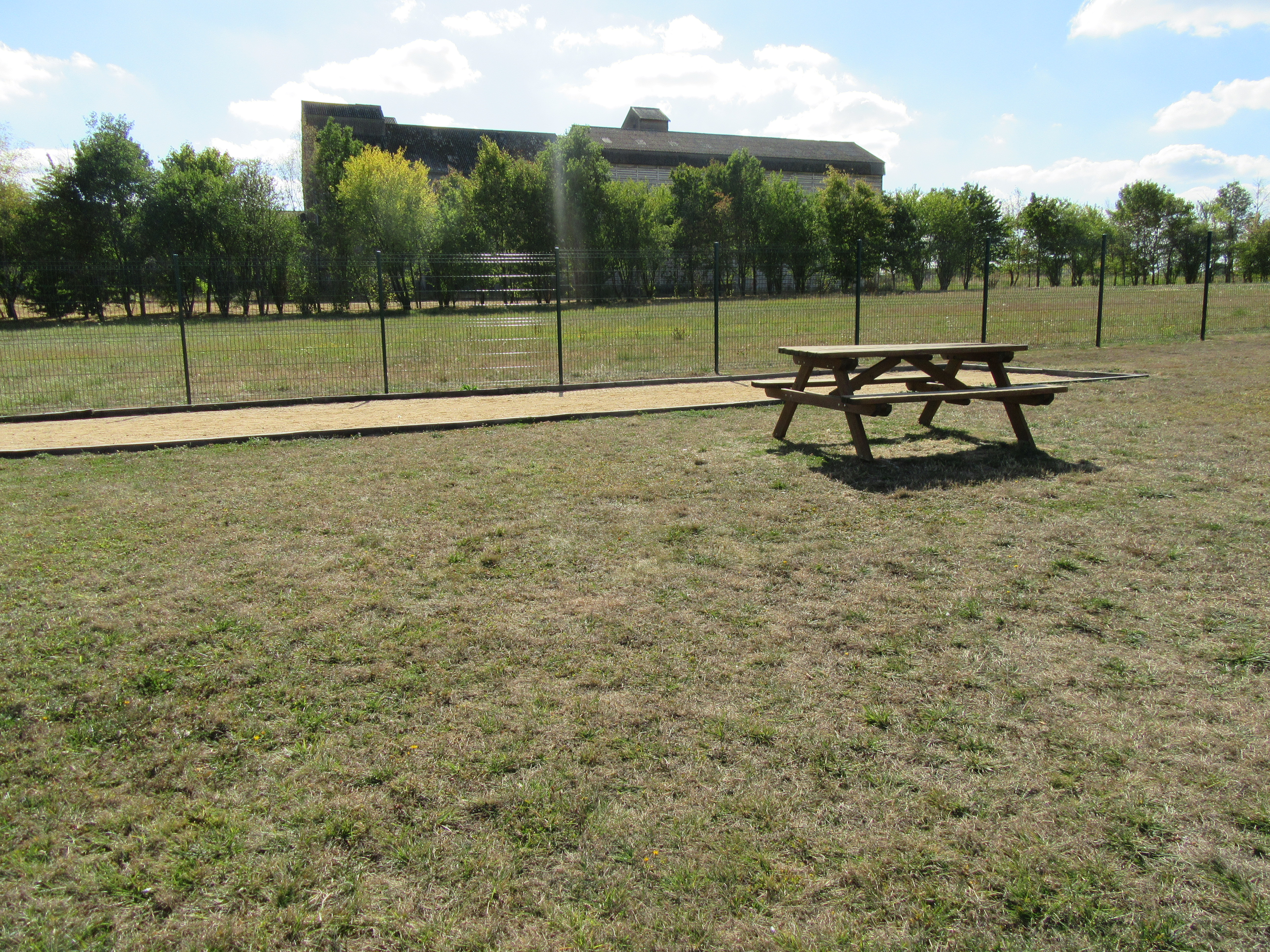 Aire de pique-nique de Quiers-sur-Bezonde