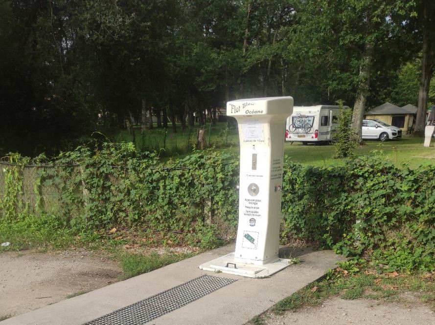 Aire de stationnement et de services du Cosson, La Ferté-Saint-Aubin - photo 2