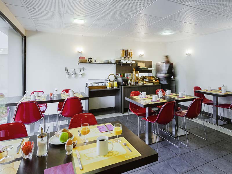 aparthotel-adagio-access-orleans-salle-petit-dejeuner