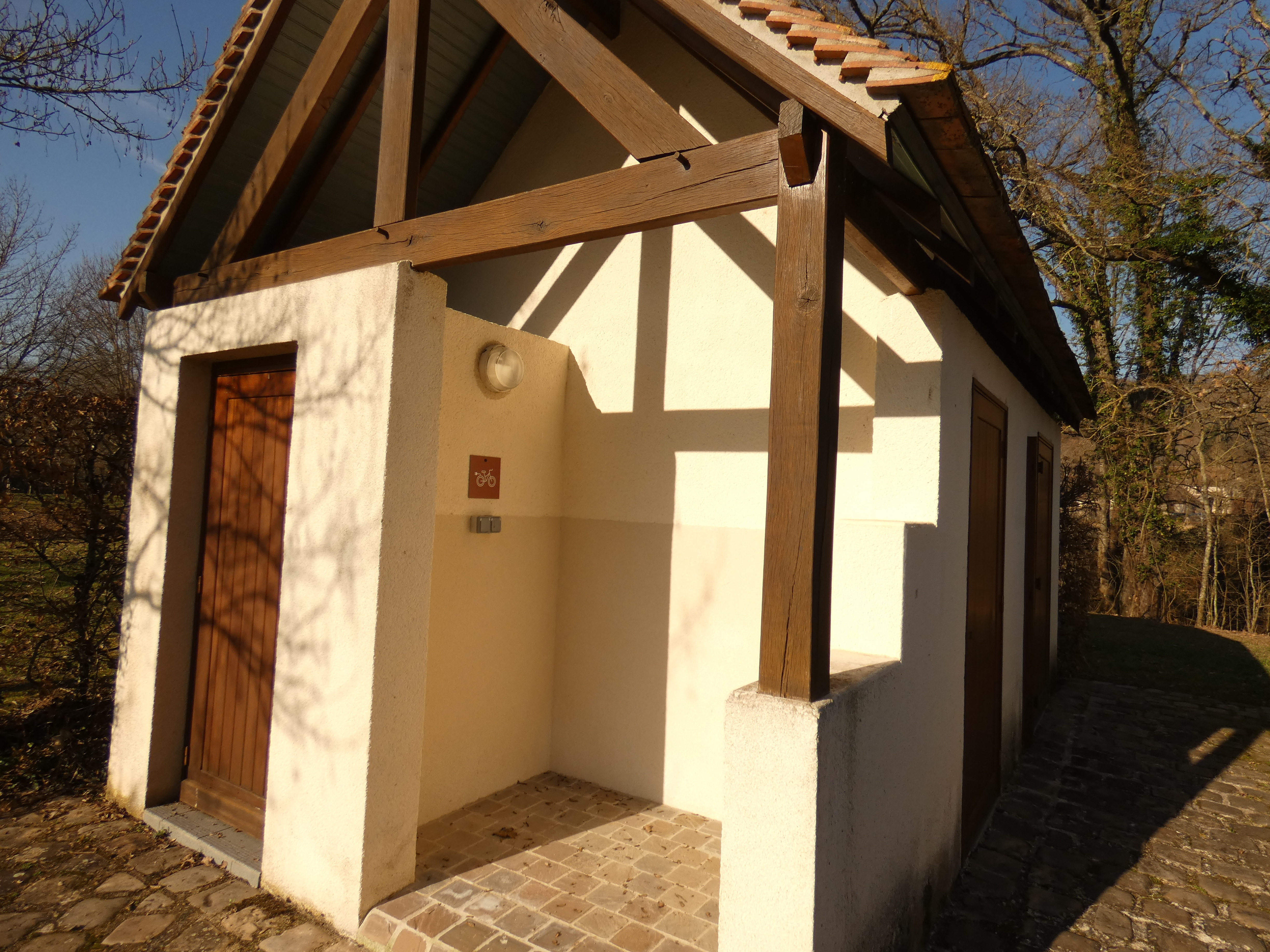 Borne de recharge pour vélo électrique