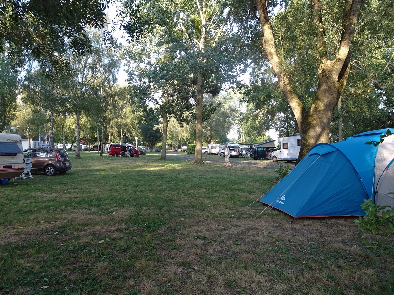 Camping des Bords de Loire, Chouzé-sur-Loire - photo 2