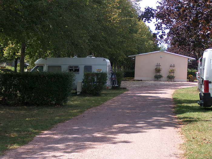 Camping "L'Auron" de Dun-sur-Auron