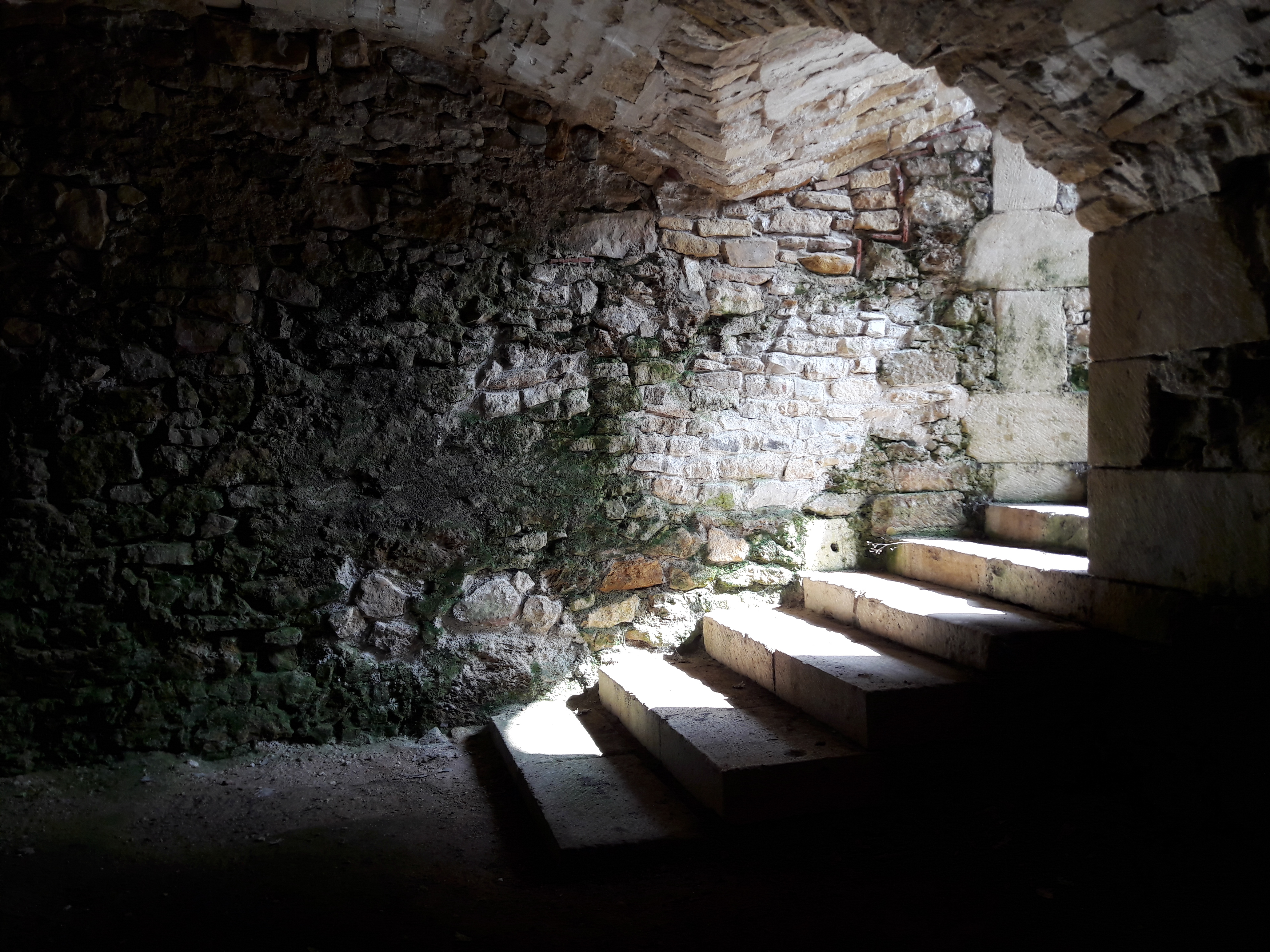 Forteresse de Montrond, Saint-Amand-Montrond - photo 4