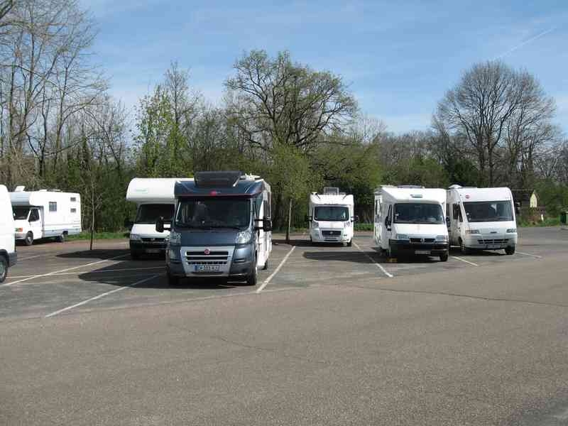 Aire de stationnement pour camping-cars – Chambord©