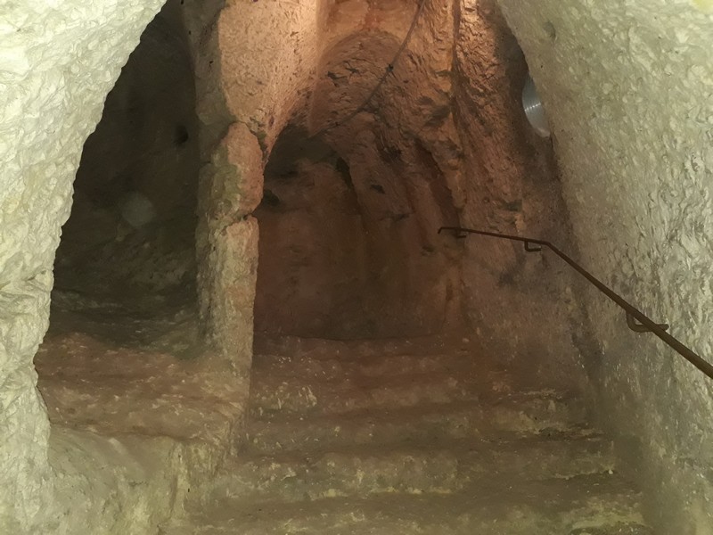 Visite des extérieurs et des souterrains du Château, Betz-le-Château - photo 2