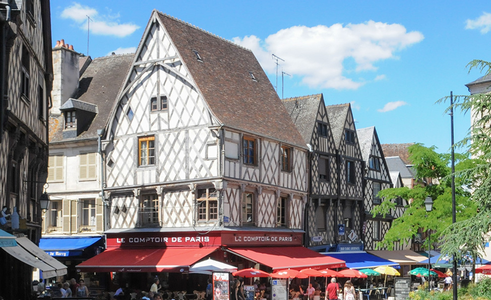 Le Comptoir de Paris, Bourges