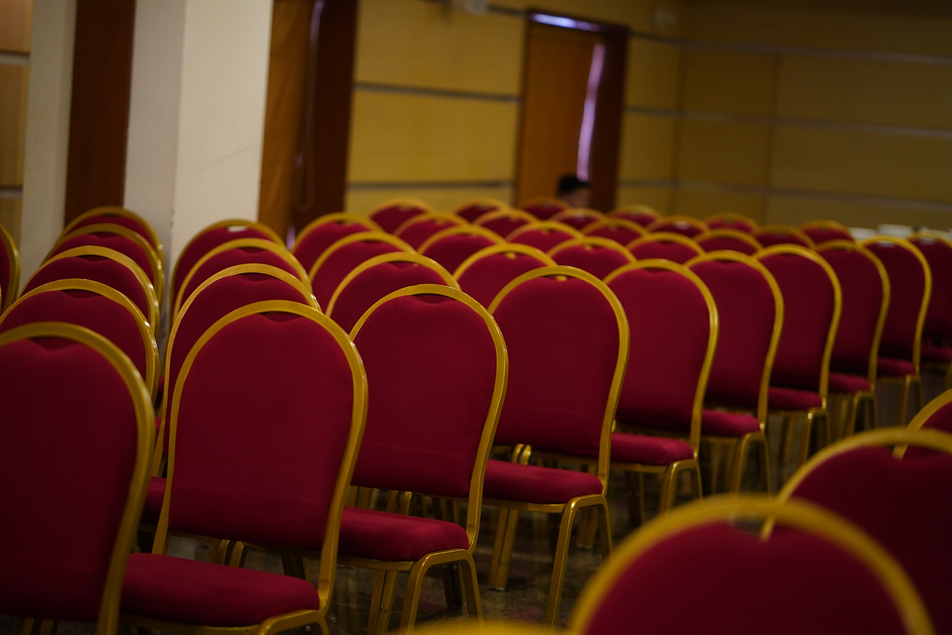 Salle de spectacle MJCS : l'écoutille