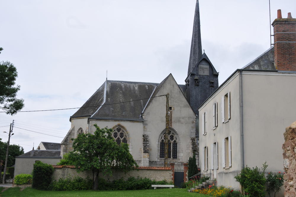 Eglise Saint-Hilaire, Ladon - photo 2