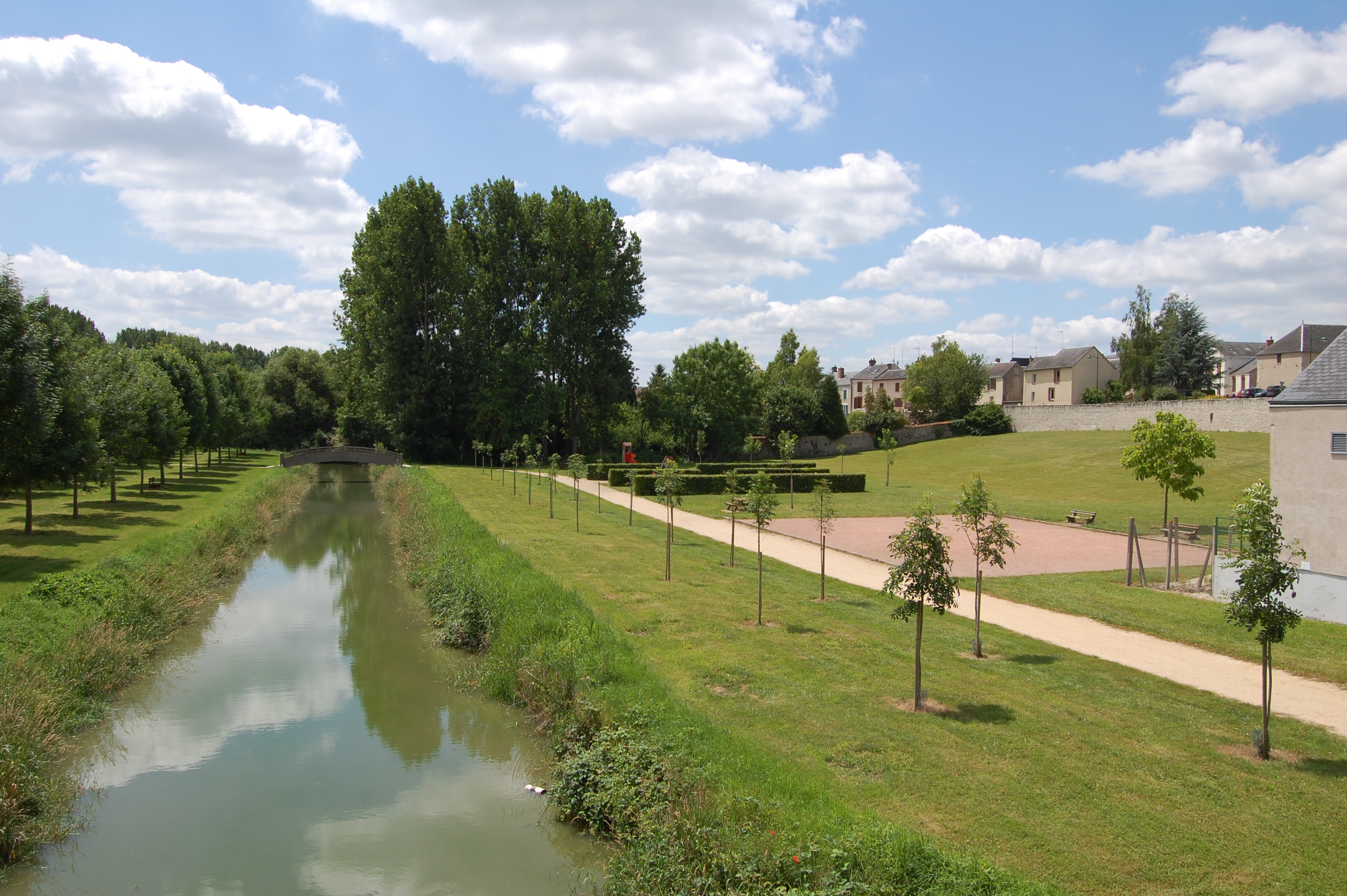 Aire au bord de l'Oeuf, Escrennes - photo 2