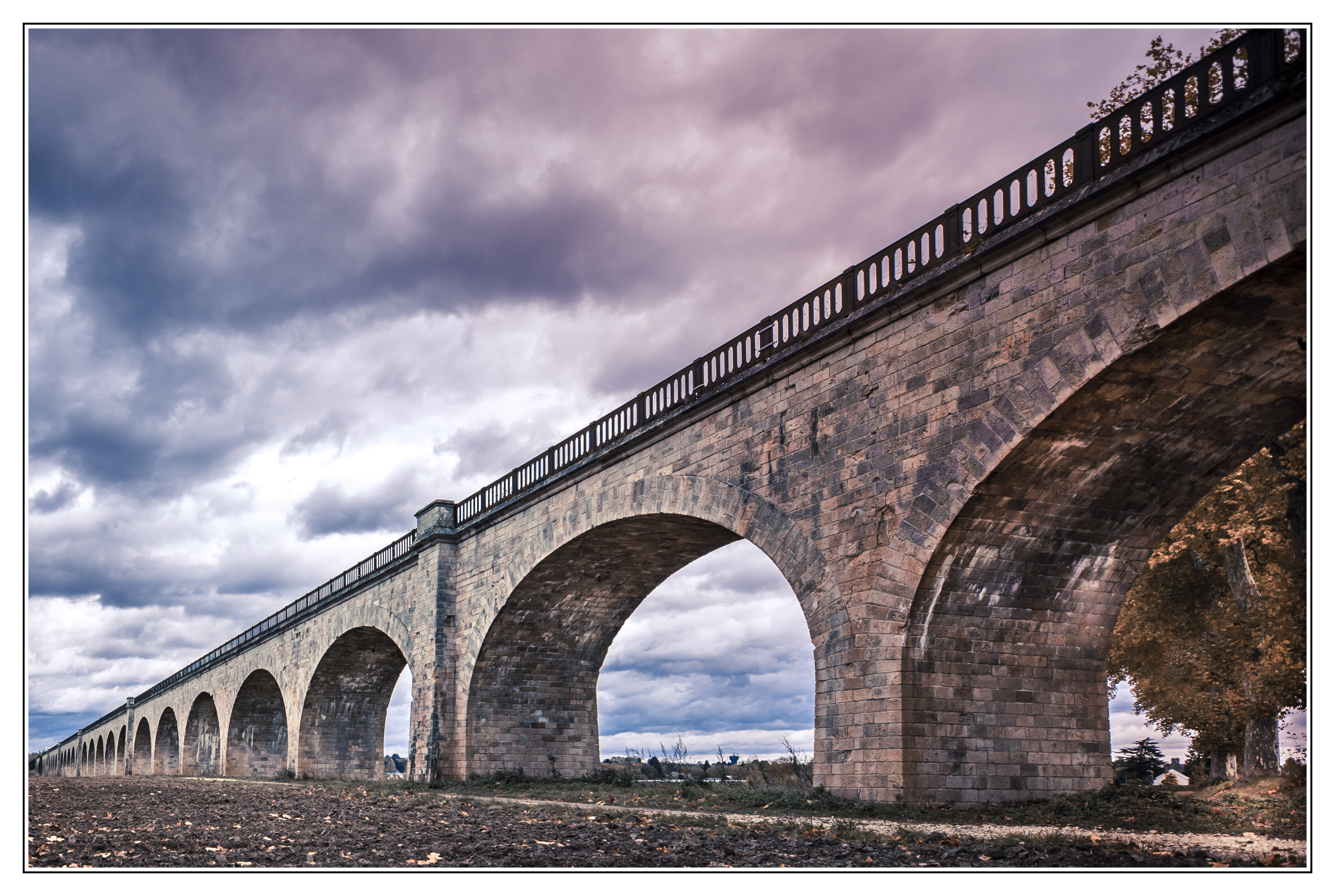 Exposition "Les Ponts du mois de Mai"
