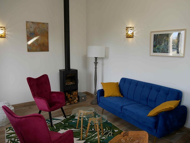 Le Paon du Jour, Veigné