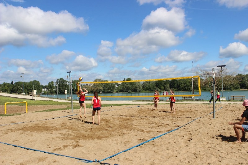 ile-charlemagne-beach-volley-baudu