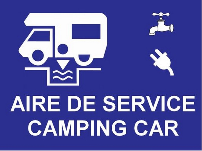 Aire communale de services camping-cars – Etang communal©