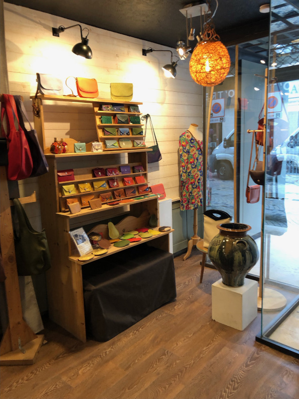 Maroux Cuirs, Argenton-sur-Creuse - photo 2