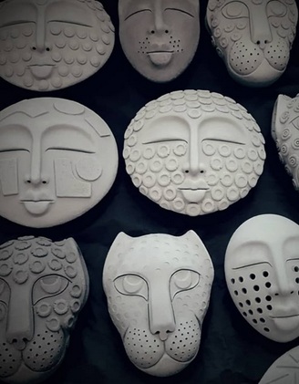 ATELIER DE MODELAGE D'ARGILE ADULTES & ENFANTS - masques de mardi Gras - photo 2