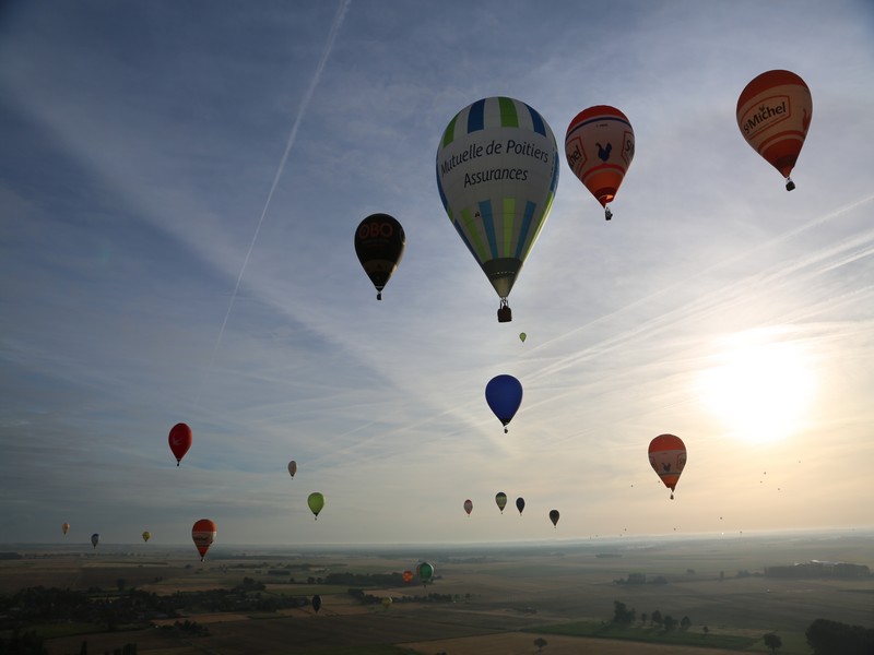 Montgolfière Centre Atlantique, Descartes - photo 3