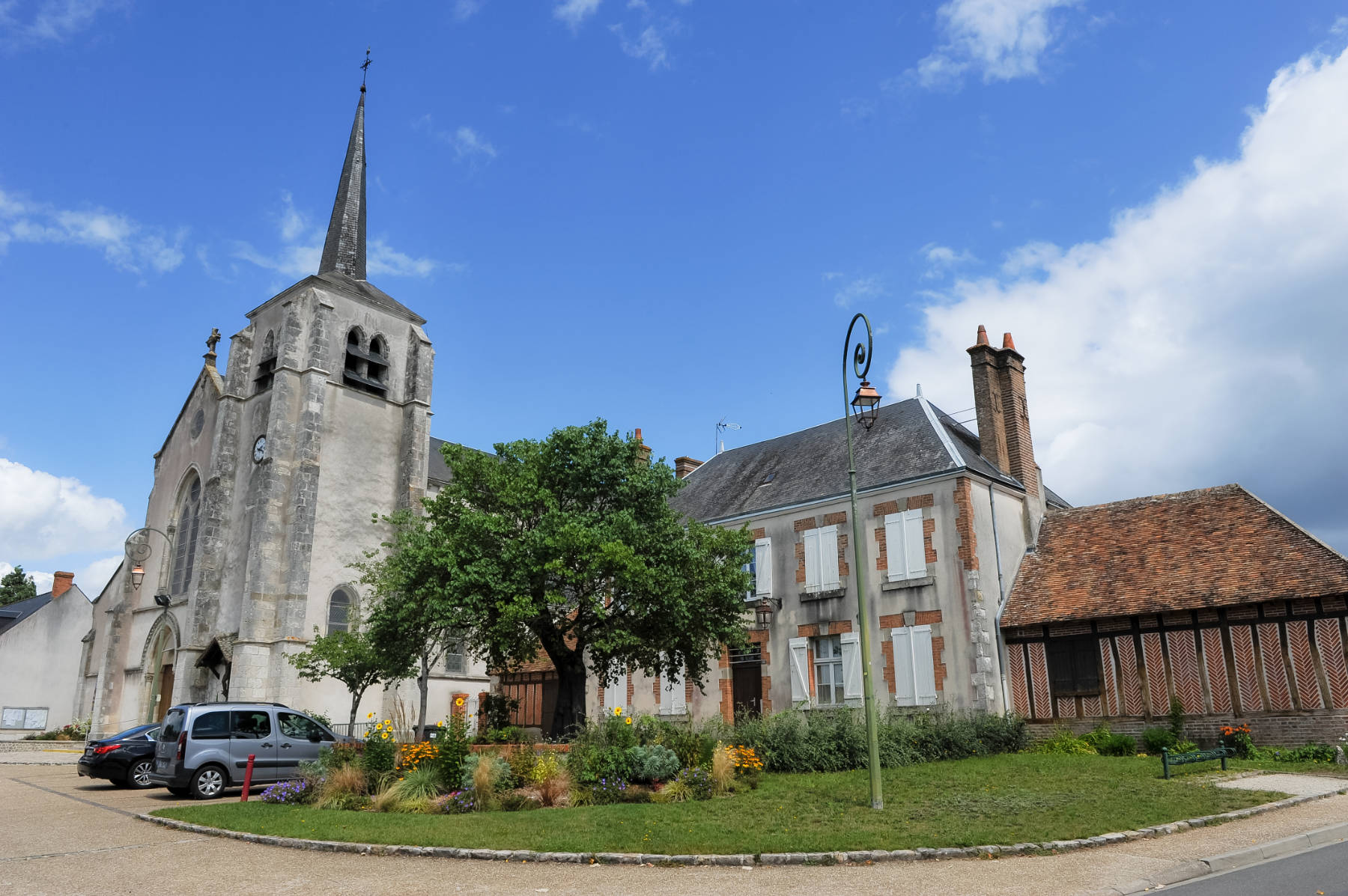 Eglise Saint-Etienne Saint-Blaise, Marcilly-en-Villette - photo 2