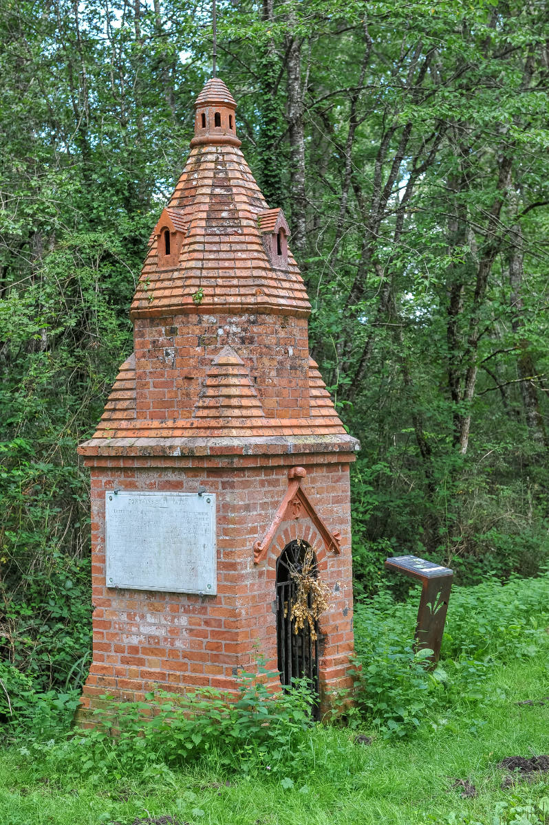 Fontaine Saint-Thibault, Ménestreau-en-Villette - photo 4