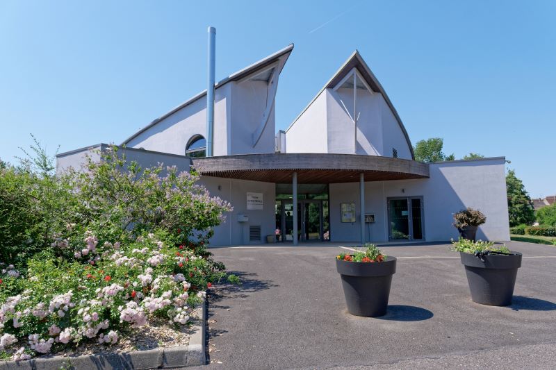 Piscine intercommunale Alfredfreville  France Centre-Val de Loire Indre Châtillon-sur-Indre 36700