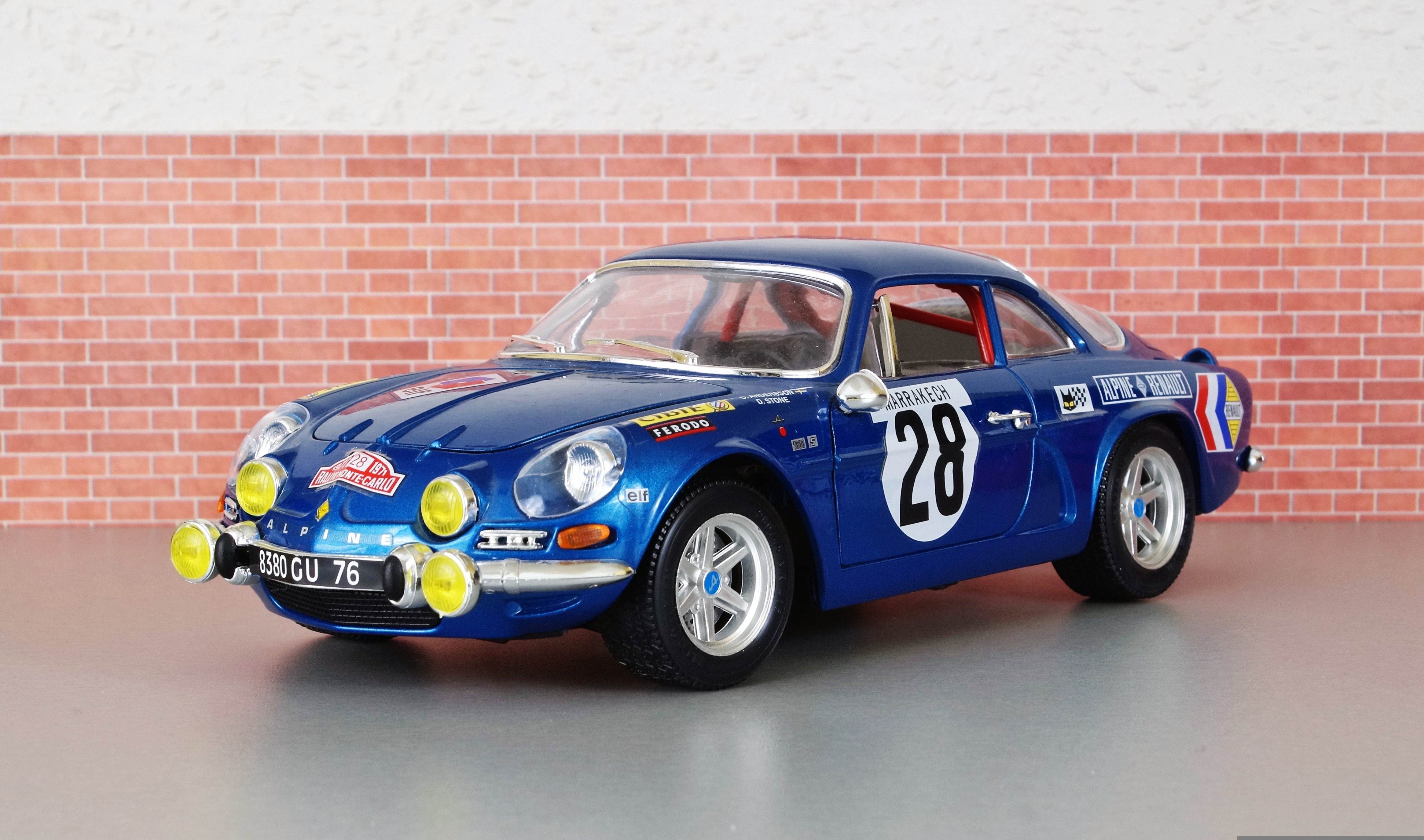 Vive les petites Renault