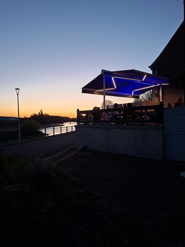 La Saulaie, Descartes