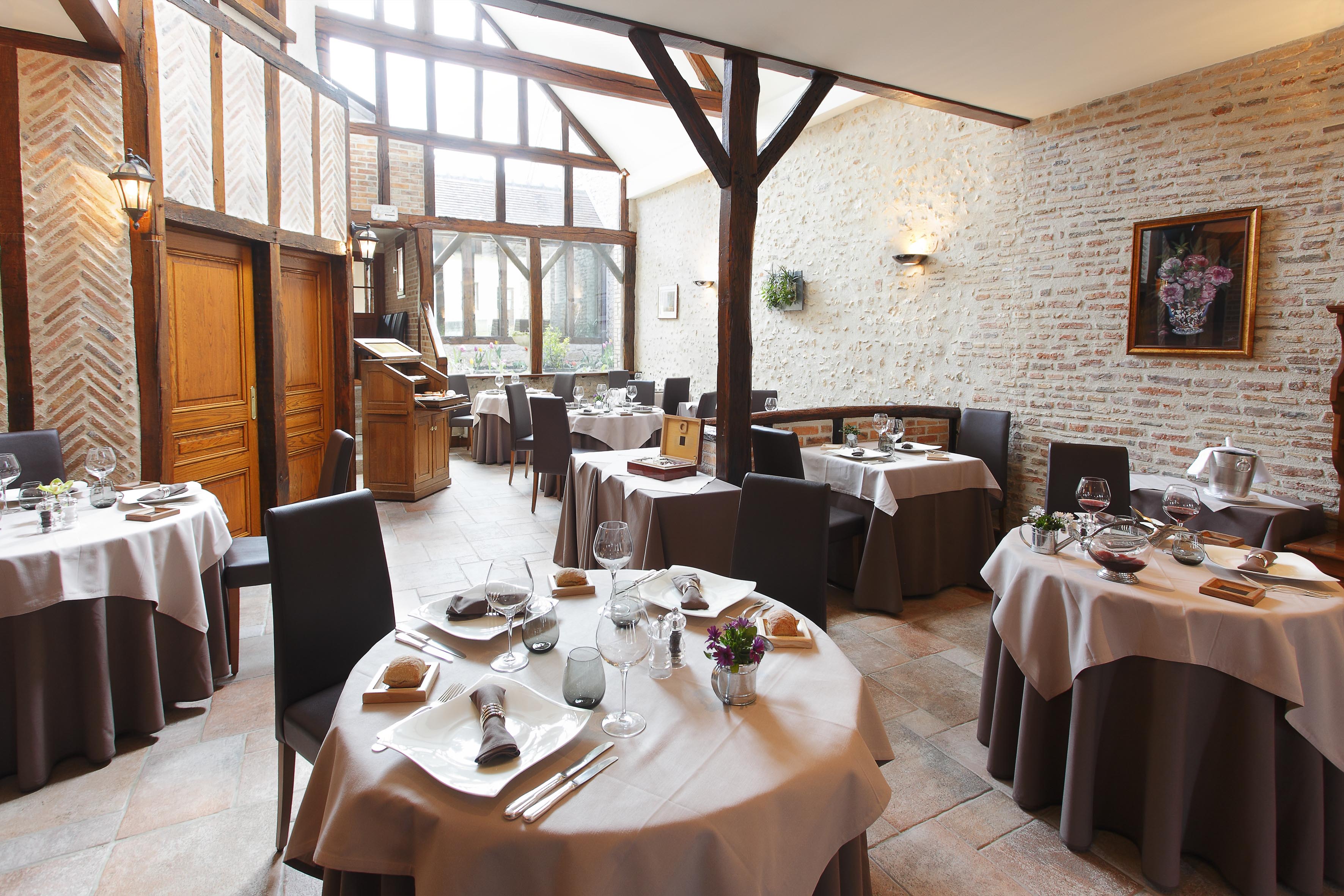 Restaurant de La Chaumière, Aubigny-sur-Nère - photo 2