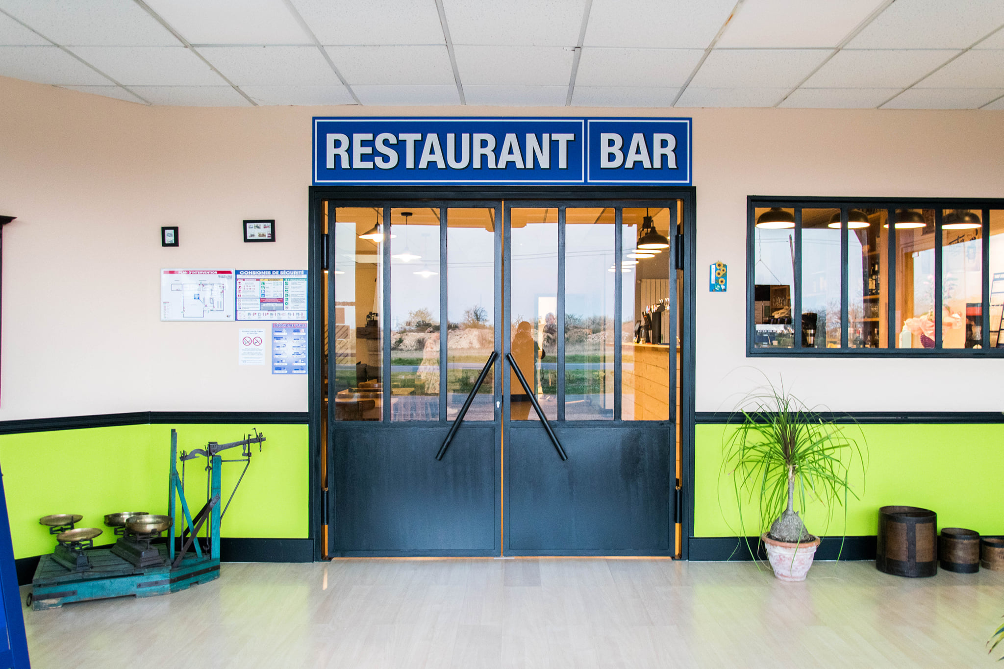 Relais d'la gare d'Auxy