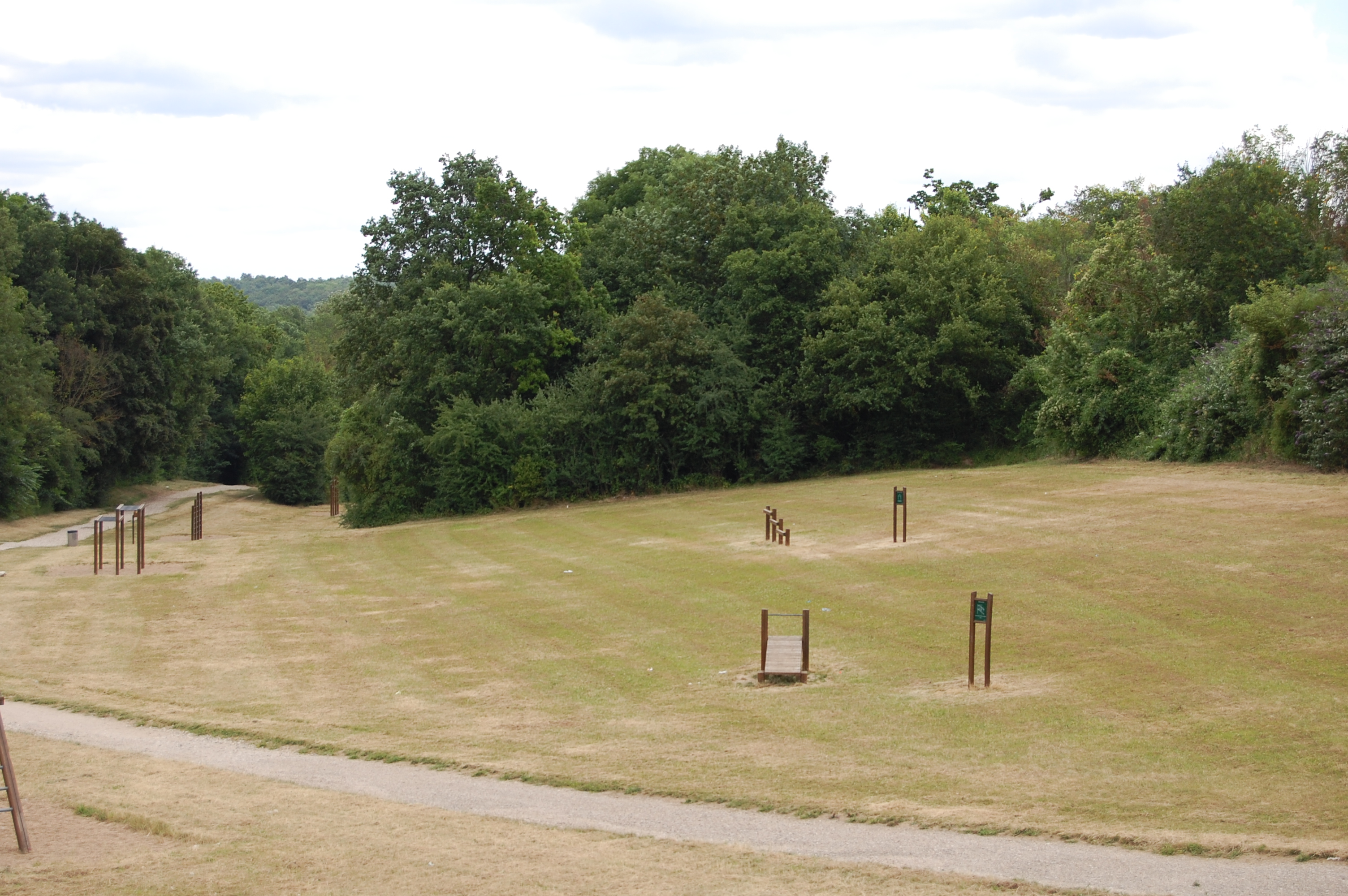 La vallée Doudemont - coulée verte, Le Malesherbois - photo 2