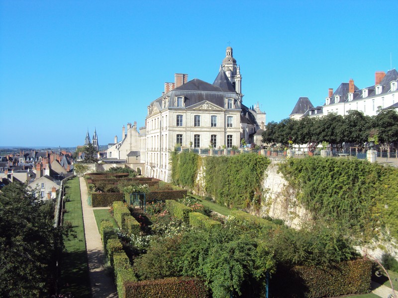 Rendez-vous aux jardins – Blois – Ville d’Art et d’Histoire – Visite des jardins de l’Évêché©