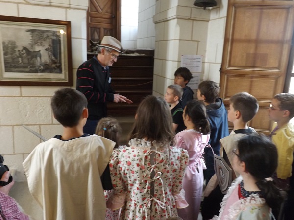 Visite spéciale : le château raconté aux enfants, Azay-le-Ferron - photo 3